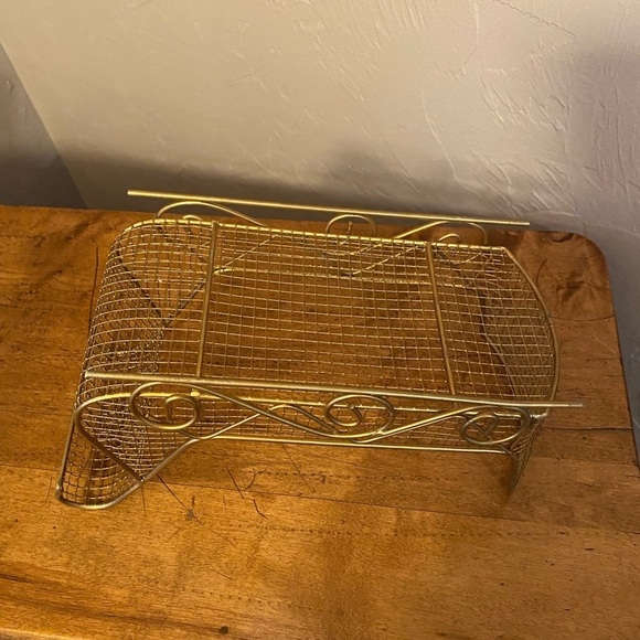 Gold Wire Santa Sleigh Christmas Holiday - Picture 5 of 5